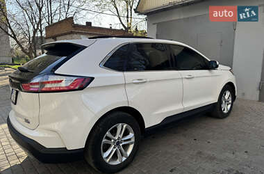Внедорожник / Кроссовер Ford Edge 2018 в 