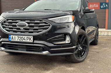 Позашляховик / Кросовер Ford Edge 2019 в 