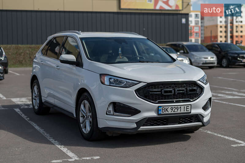 Внедорожник / Кроссовер Ford Edge 2019 в Ровно