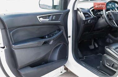 Внедорожник / Кроссовер Ford Edge 2019 в 