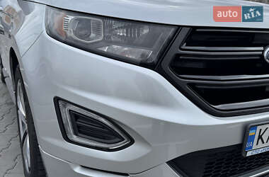 Внедорожник / Кроссовер Ford Edge 2018 в 