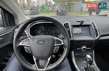 Внедорожник / Кроссовер Ford Edge 2018 в 