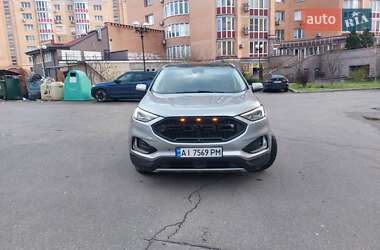 Внедорожник / Кроссовер Ford Edge 2020 в 