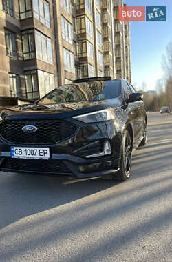 Позашляховик / Кросовер Ford Edge 2020 в 