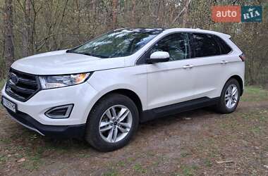 Позашляховик / Кросовер Ford Edge 2015 в 