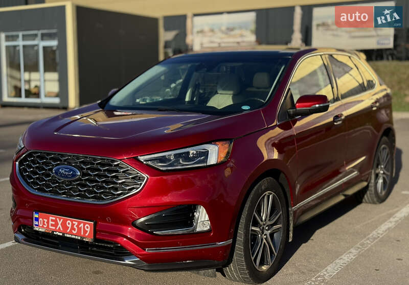 Внедорожник / Кроссовер Ford Edge 2019 в 