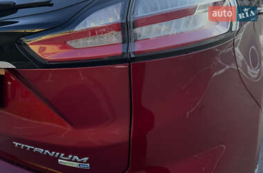 Внедорожник / Кроссовер Ford Edge 2019 в 