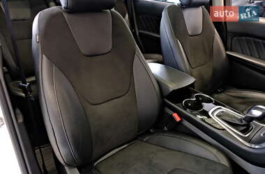 Внедорожник / Кроссовер Ford Edge 2017 в 