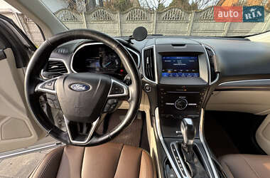 Внедорожник / Кроссовер Ford Edge 2016 в 