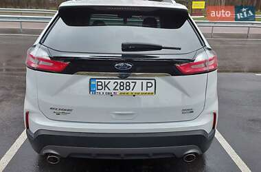 Внедорожник / Кроссовер Ford Edge 2019 в 