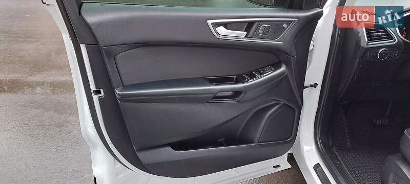 Позашляховик / Кросовер Ford Edge 2019 в Дубні