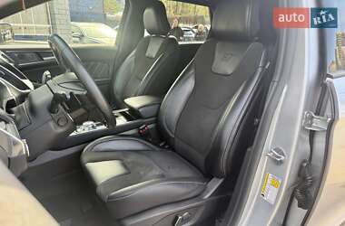 Позашляховик / Кросовер Ford Edge 2019 в 