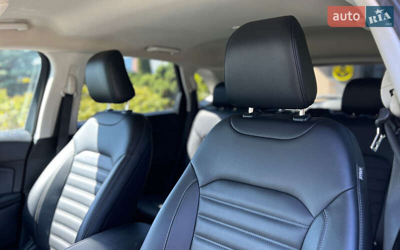 Позашляховик / Кросовер Ford Edge 2020 в Львові