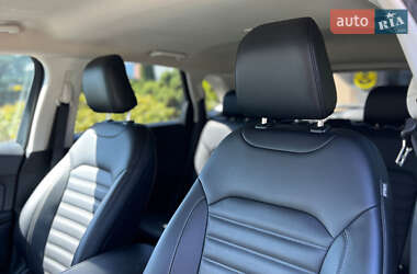 Внедорожник / Кроссовер Ford Edge 2020 в 
