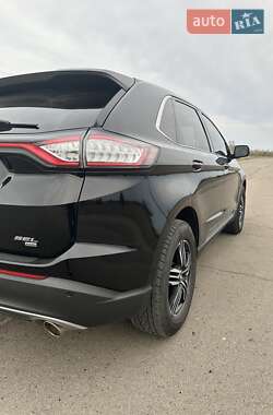 Внедорожник / Кроссовер Ford Edge 2016 в 