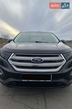 Внедорожник / Кроссовер Ford Edge 2016 в 