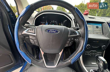 Внедорожник / Кроссовер Ford Edge 2018 в 