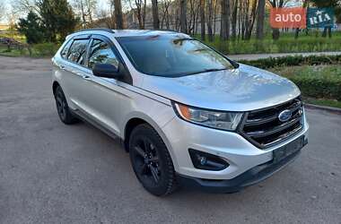 Позашляховик / Кросовер Ford Edge 2017 в 