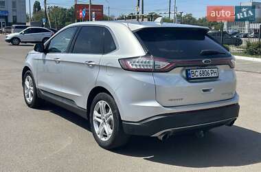 Внедорожник / Кроссовер Ford Edge 2017 в 