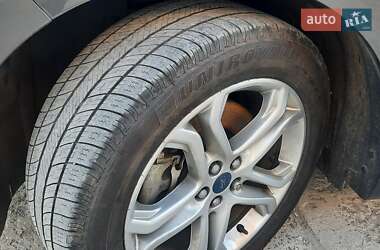 Внедорожник / Кроссовер Ford Edge 2018 в 