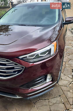 Позашляховик / Кросовер Ford Edge 2019 в Дніпрі