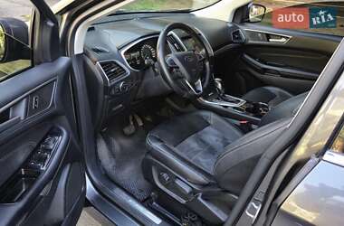 Внедорожник / Кроссовер Ford Edge 2016 в 