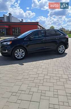 Внедорожник / Кроссовер Ford Edge 2021 в 
