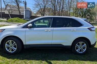 Внедорожник / Кроссовер Ford Edge 2015 в 