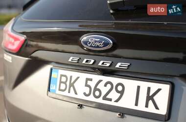 Внедорожник / Кроссовер Ford Edge 2021 в 