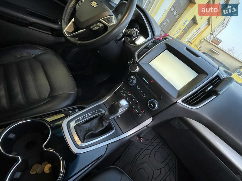 Внедорожник / Кроссовер Ford Edge 2015 в Чернигове