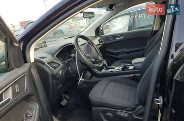 Позашляховик / Кросовер Ford Edge 2017 в 