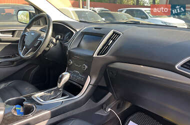 Внедорожник / Кроссовер Ford Edge 2016 в 