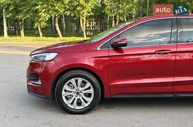Внедорожник / Кроссовер Ford Edge 2022 в 
