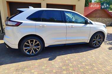 Внедорожник / Кроссовер Ford Edge 2016 в 