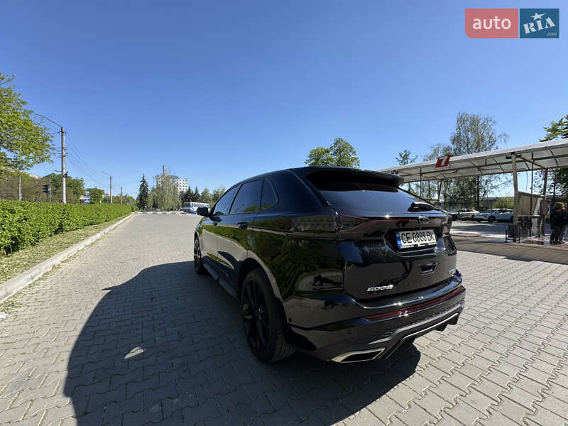 Внедорожник / Кроссовер Ford Edge 2017 в Черновцах