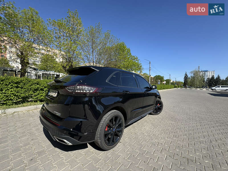 Внедорожник / Кроссовер Ford Edge 2017 в Черновцах