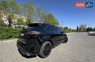 Позашляховик / Кросовер Ford Edge 2017 в 