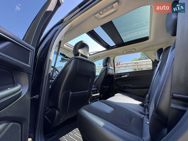 Внедорожник / Кроссовер Ford Edge 2017 в Черновцах
