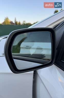 Внедорожник / Кроссовер Ford Edge 2015 в 