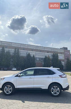 Внедорожник / Кроссовер Ford Edge 2018 в 
