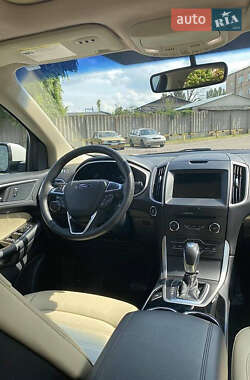 Внедорожник / Кроссовер Ford Edge 2018 в 