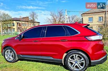 Внедорожник / Кроссовер Ford Edge 2015 в 