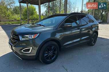 Внедорожник / Кроссовер Ford Edge 2015 в 