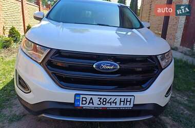 Внедорожник / Кроссовер Ford Edge 2016 в 