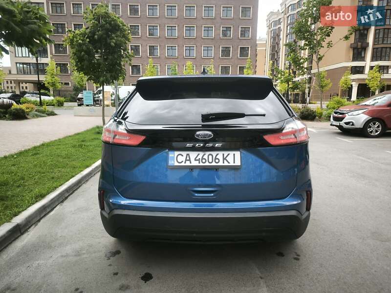 Внедорожник / Кроссовер Ford Edge 2021 в Киеве