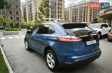 Позашляховик / Кросовер Ford Edge 2021 в 