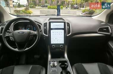 Позашляховик / Кросовер Ford Edge 2021 в 