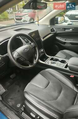 Позашляховик / Кросовер Ford Edge 2021 в 