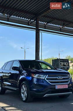 Позашляховик / Кросовер Ford Edge 2016 в 