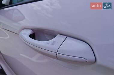Внедорожник / Кроссовер Ford Edge 2015 в 